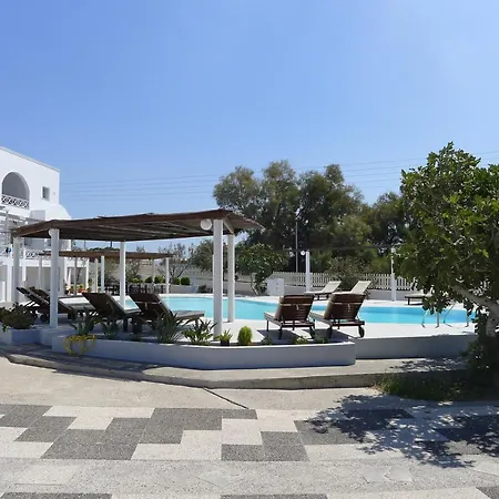 Nostos Studios *
