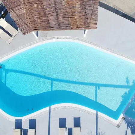 诺斯特斯公寓式酒店